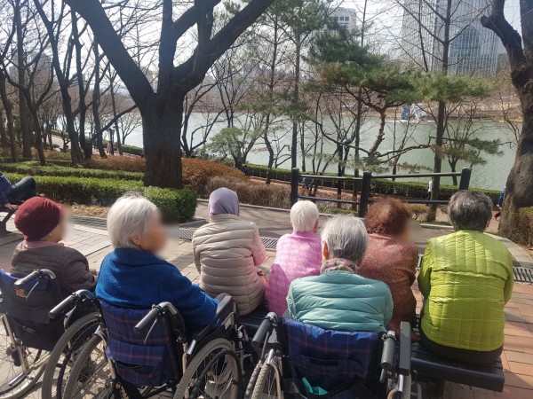석촌호수